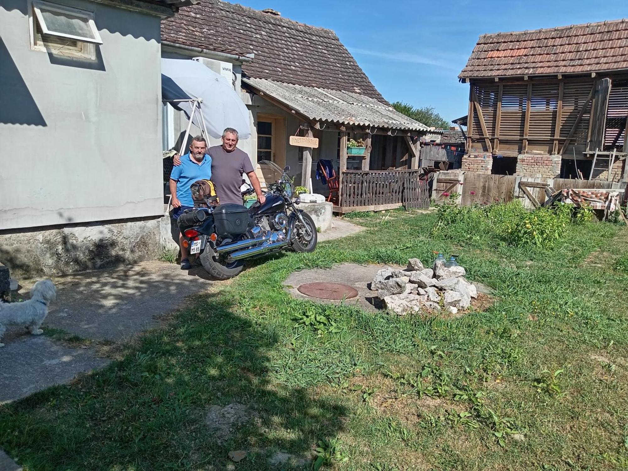 "Poetsko Cose" Nikole Tesle 86 Guest House Morovic Exterior photo